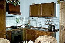 Einbauk�che mit Essecke